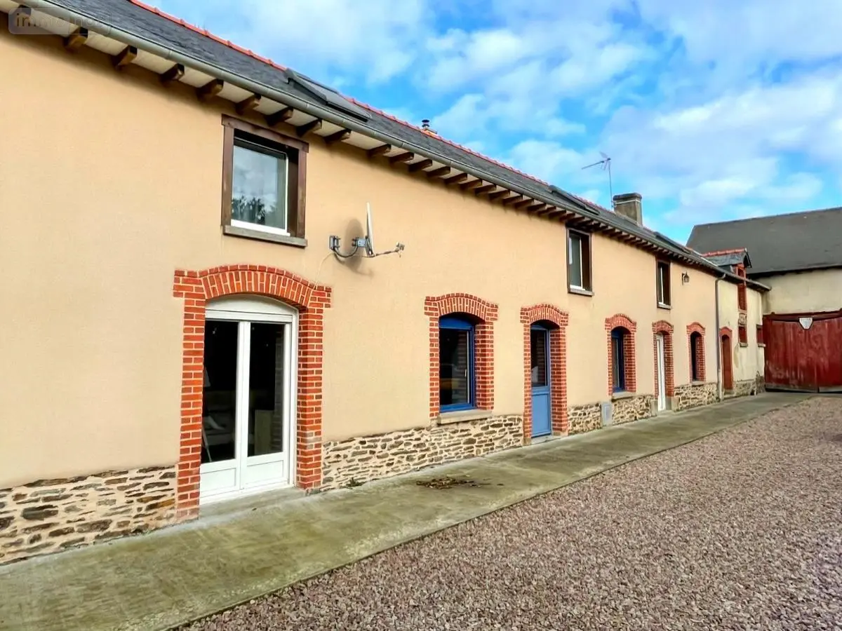Maison a vendre Montauban-de-Bretagne 35360 Ille-et-Vilaine 35 250 m2 9 pièces 342000 euros 35021-2180 001