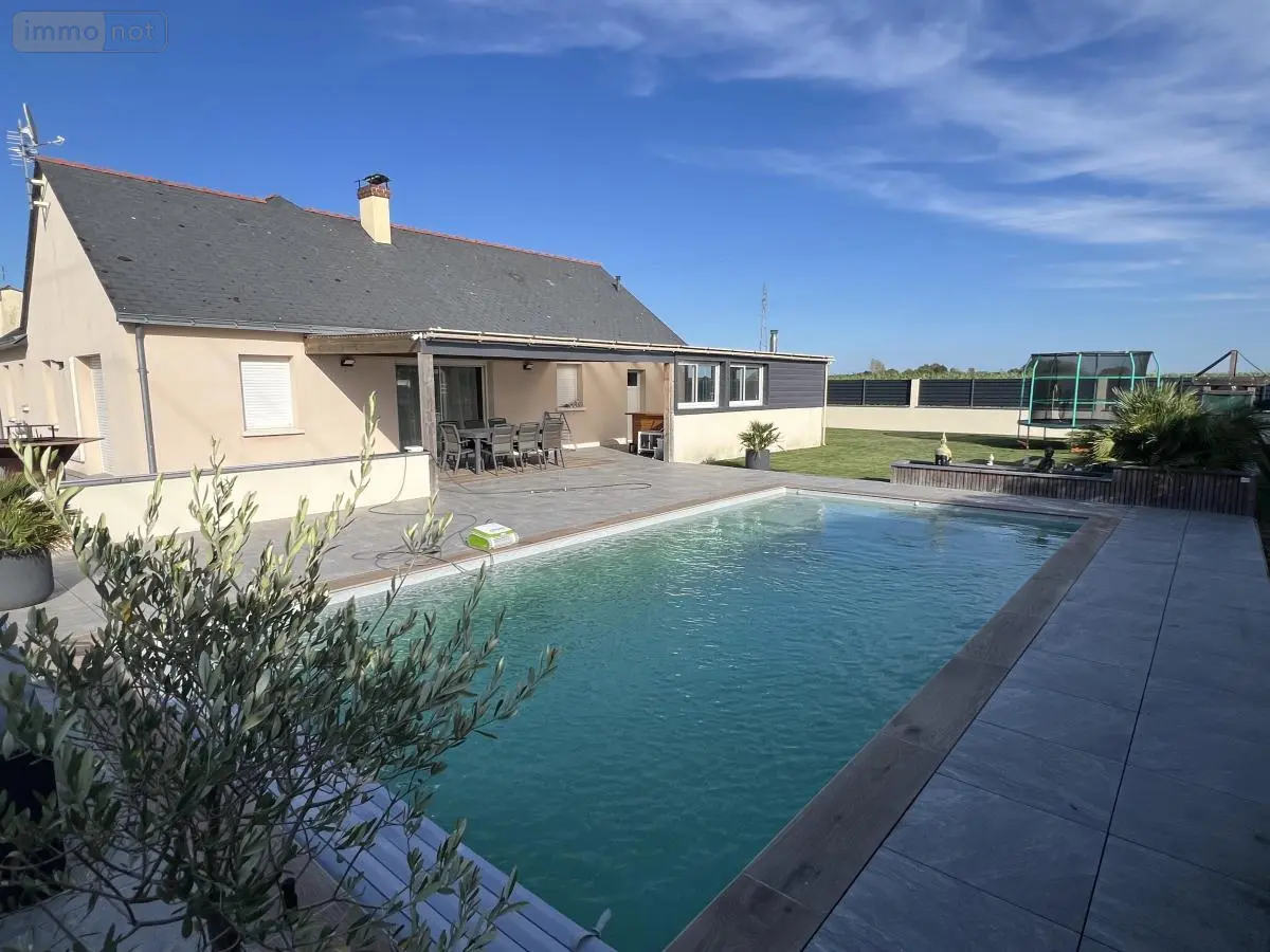 Maison a vendre Corzé 49140 Maine-et-Loire 49 123 m2 7 pièces 355300 euros 49050-575 001