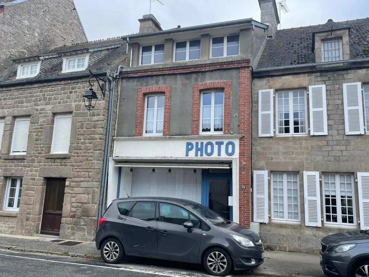 Immeuble de rapport a vendre Barfleur 50760 Manche 50 141 m2 183400 euros 50108-4730 001