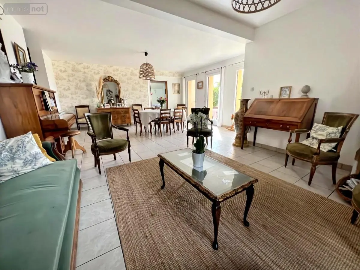 Maison a vendre Châteaugiron 35410 Ille-et-Vilaine 35 150 m2 7 pièces 389700 euros 35018-802 001