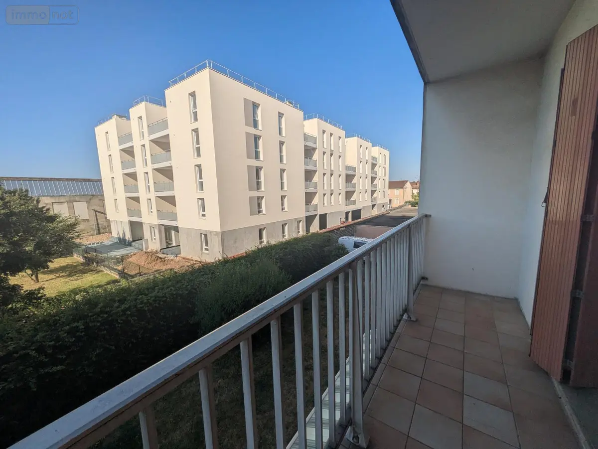 Location appartement Bourg-en-Bresse 01000 Ain 01 53 m2 2 pièces 700 euros T2 BRESSE DOMBES 001