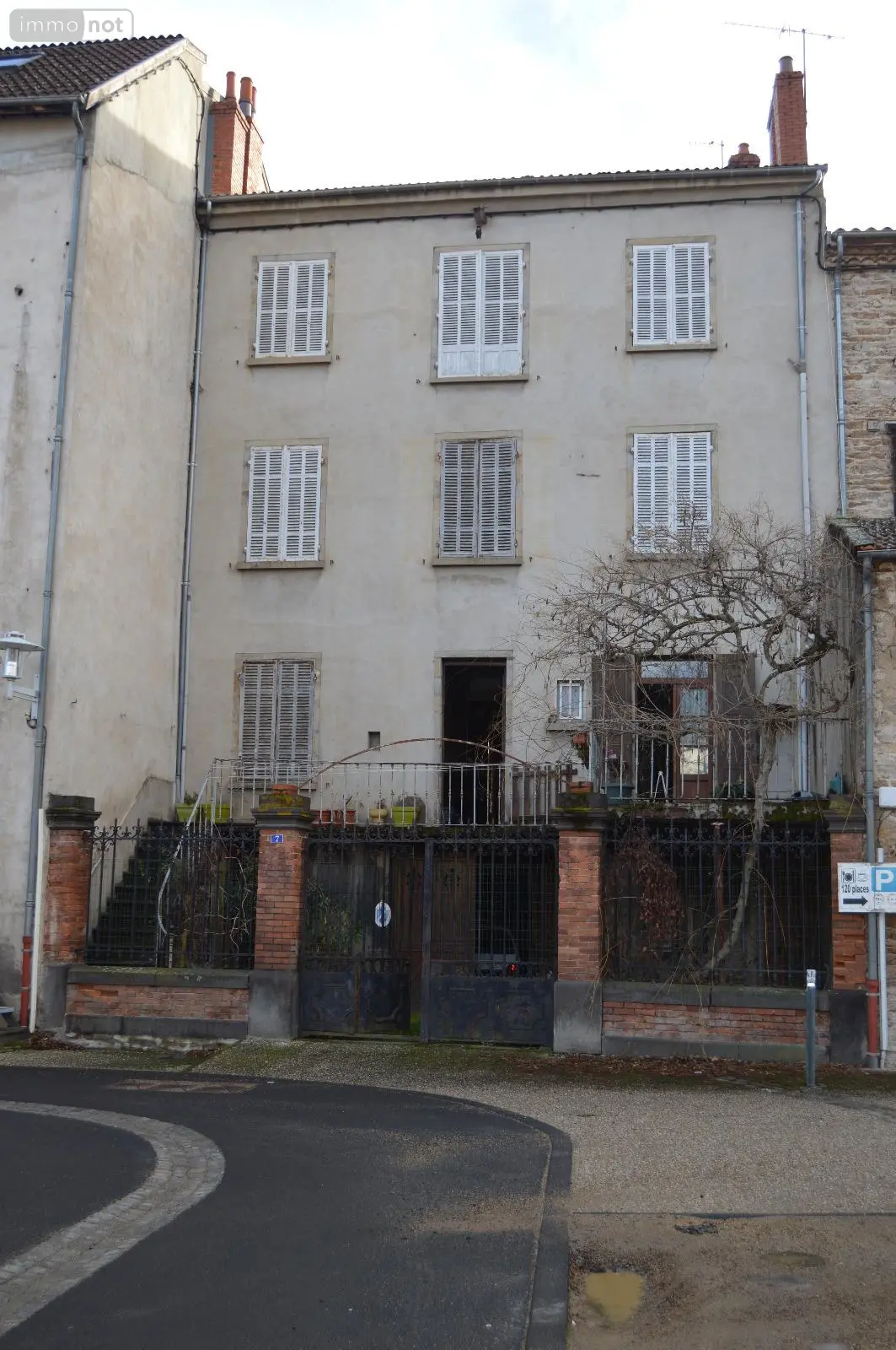 Maison a vendre Massiac 15500 Cantal 15 185 m2 10 pièces 150000 euros MRA08 001