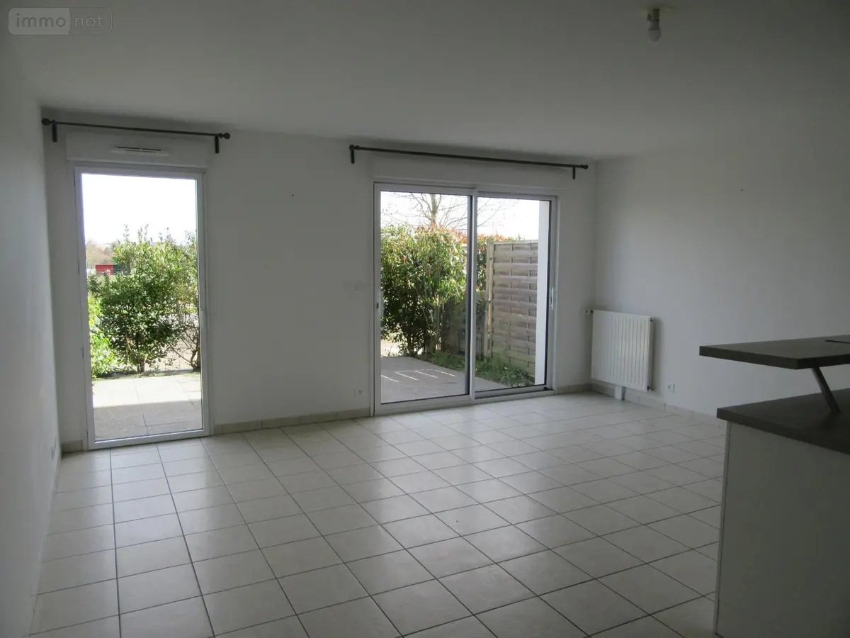 Location appartement Saint-Gilles 35590 Ille-et-Vilaine 35 92 m2 4 pièces 940 euros 24 001