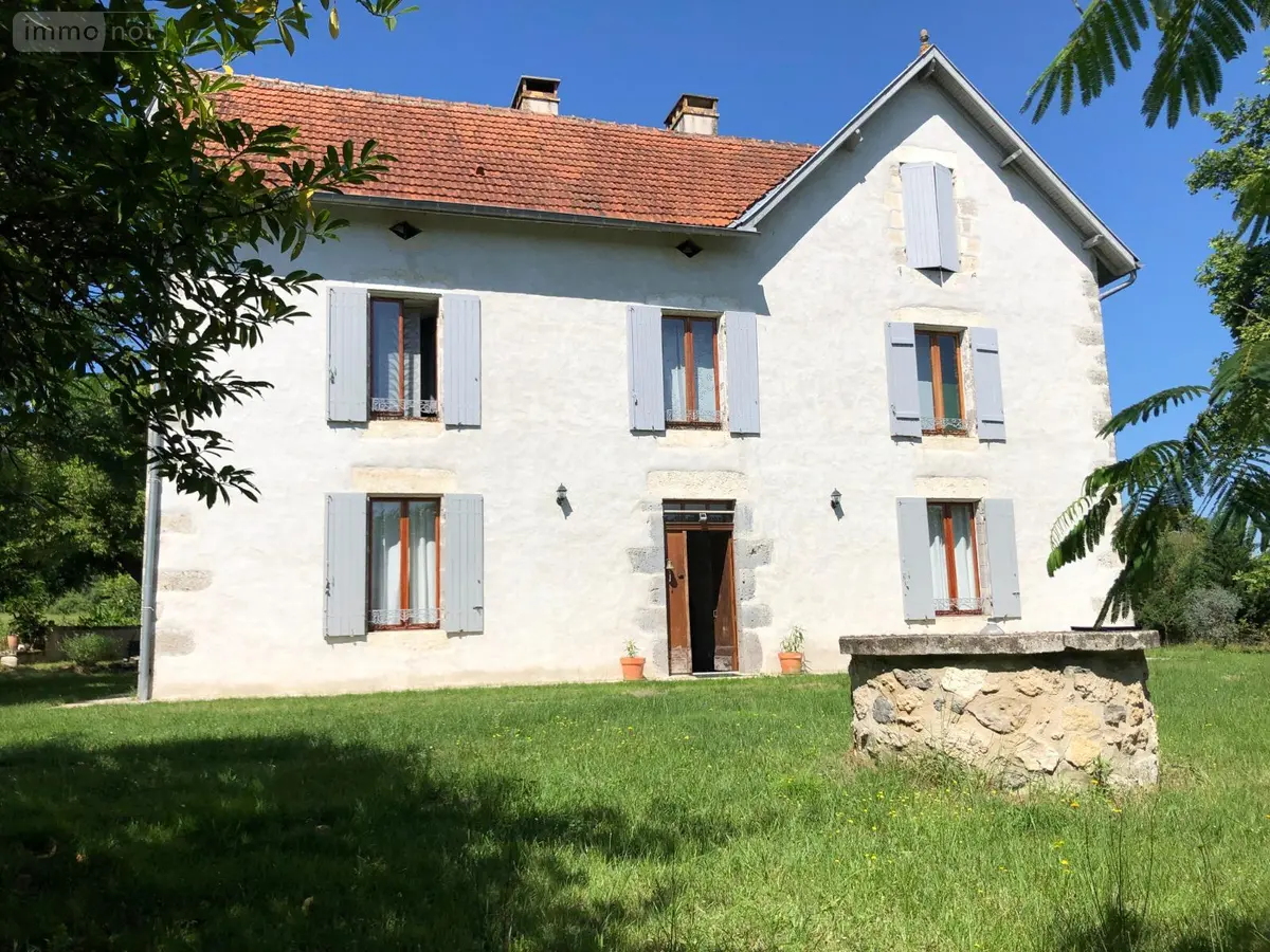 Propriete a vendre Casteljaloux 47700 Lot-et-Garonne 47 385 m2 8 pièces 489000 euros 244 001