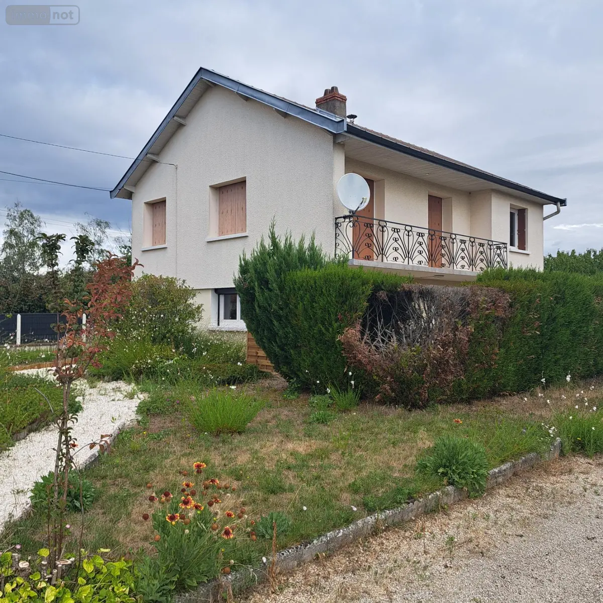 Location maison Châtenoy-en-Bresse 71380 Saône-et-Loire 71 111 m2 5 pièces 898 euros 11 Allée des Pâquerettes à CHATENOY EN BRESSE 001