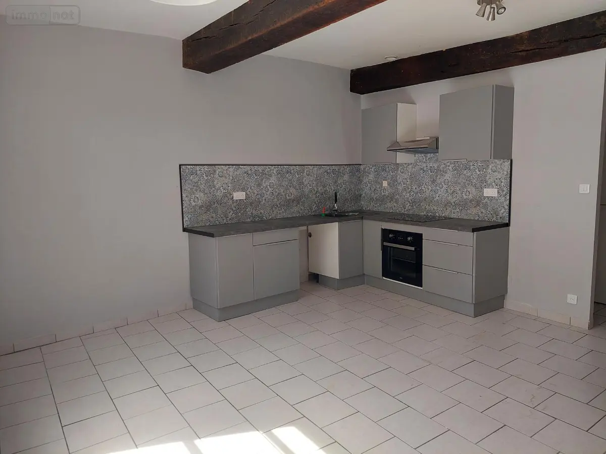 Location appartement Bourg-en-Bresse 01000 Ain 01 46 m2 3 pièces 540 euros T3 Hudellet 2ème ét duplex 001