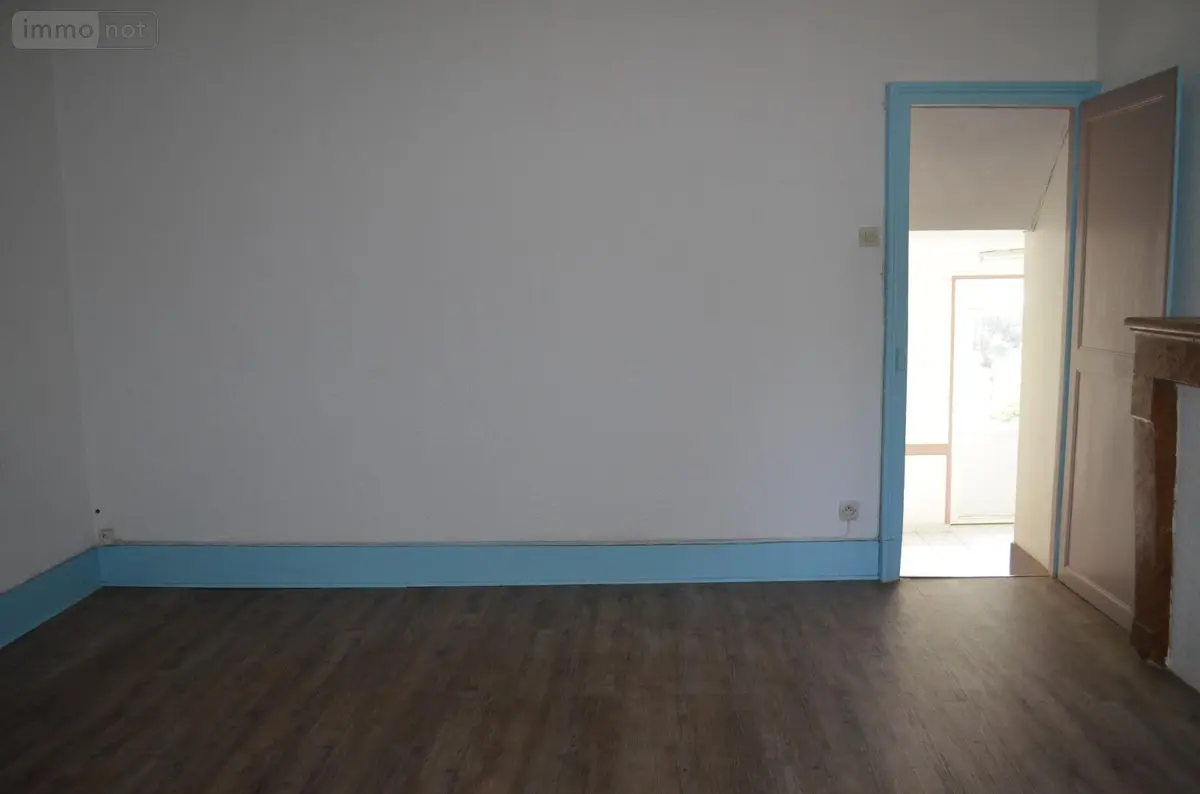 Appartement a vendre Guérigny 58130 Nièvre 58 56 m2 2 pièces 65800 euros 2024-009 001