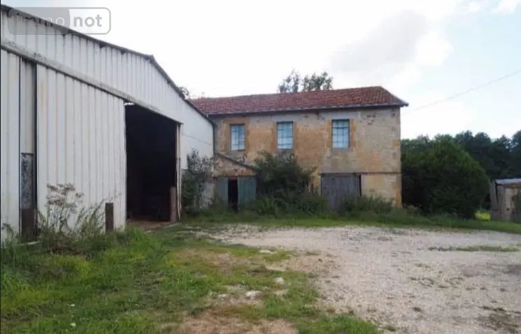 Bien agricole a vendre Montgon 08390 Ardennes 08 88922 euros LC 166 001
