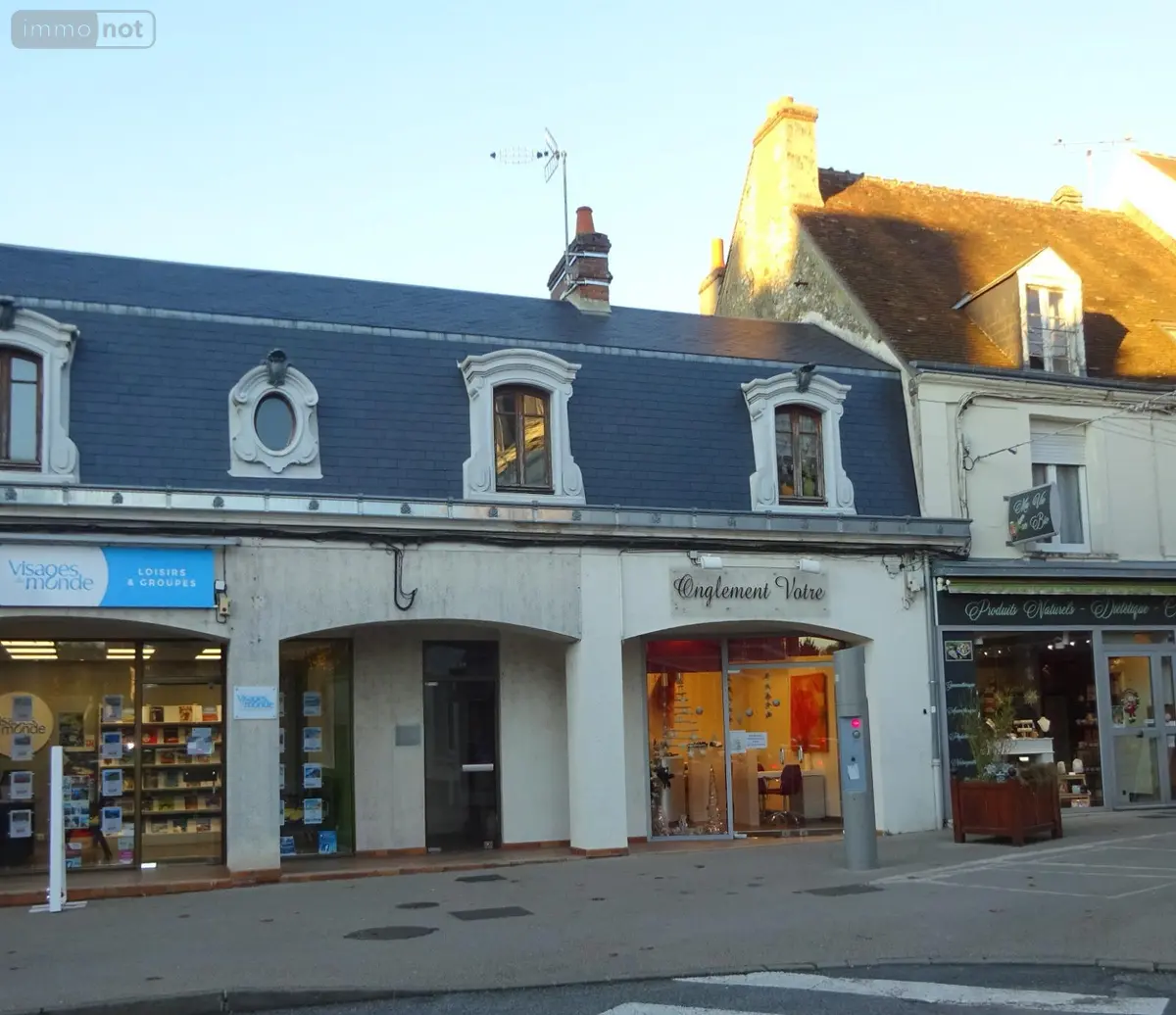 Location fonds et murs commerciaux Nogent-le-Rotrou 28400 Eure-et-Loir 28 35 m2 2 pièces 450 euros LOC NOG 940 001