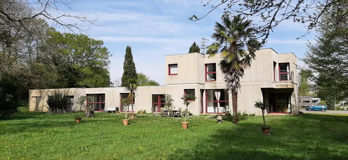 Maison a vendre Scaër 29390 Finistère 29 252 m2 11 pièces 331700 euros MA 1312 001