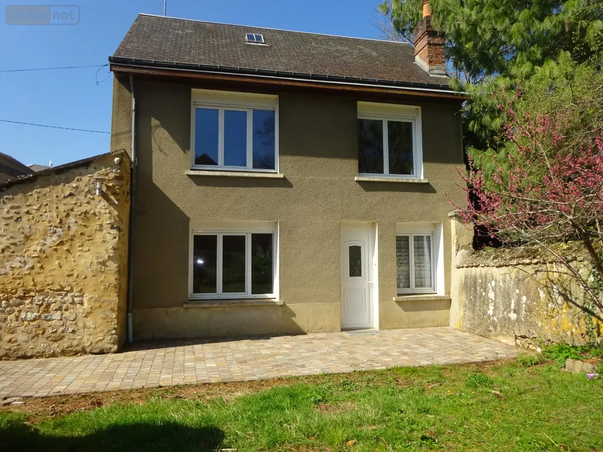 Maison a vendre Nogent-le-Rotrou 28400 Eure-et-Loir 28 130 m2 4 pièces 164300 euros NOG 989 001