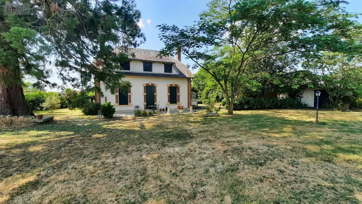 Maison a vendre Guilly 36150 Indre 36 175 m2 7 pièces 150500 euros LV026 001