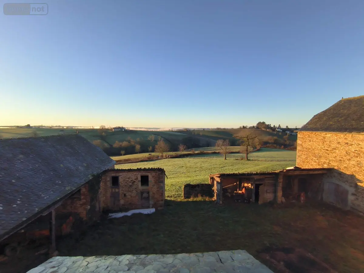 Propriete a vendre Morlhon-le-Haut 12200 Aveyron 12 150 m2 6 pièces 252000 euros 1134 001
