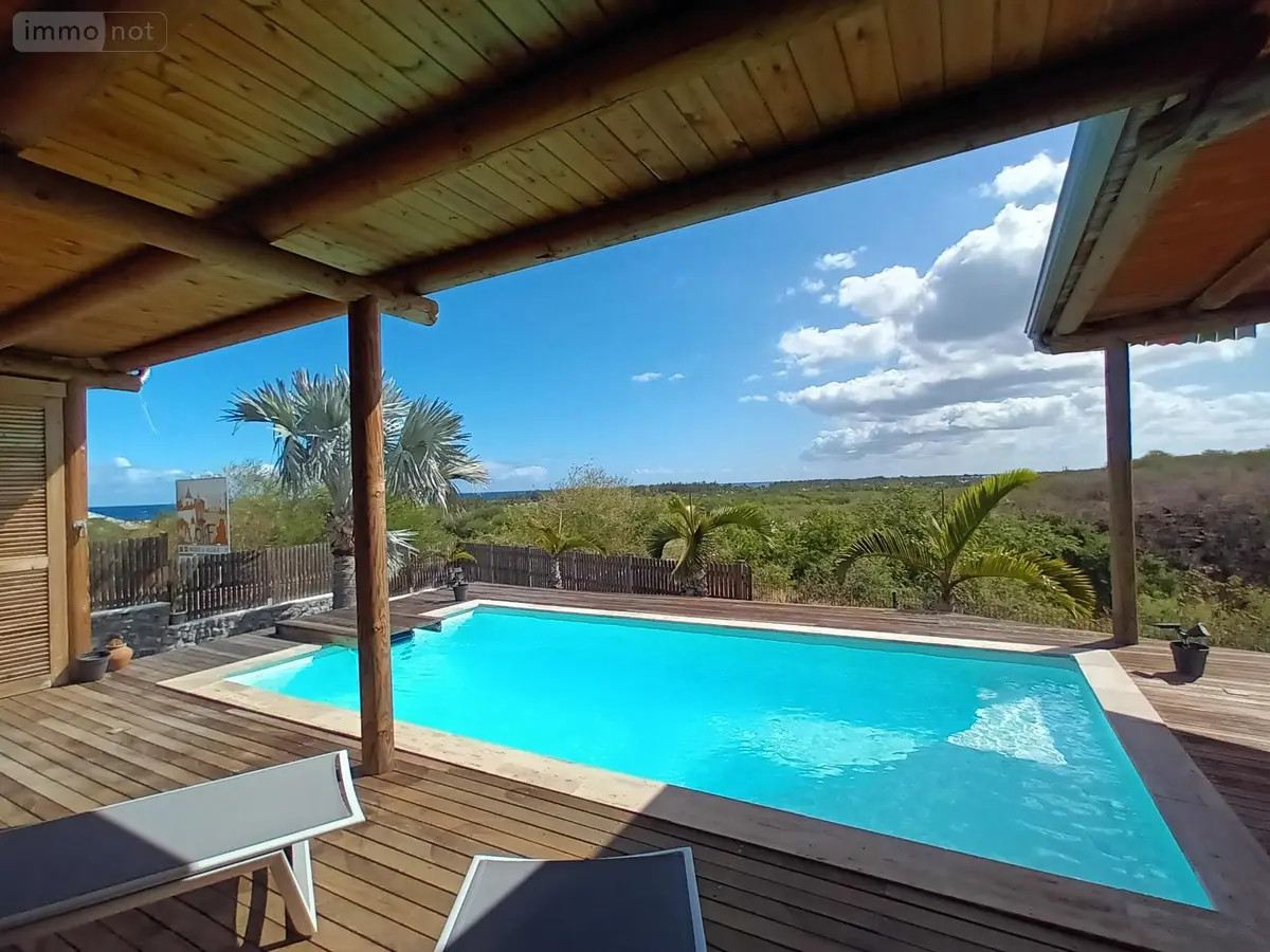Maison a vendre Saint-Paul 97434 La Réunion 974 110 m2 3 pièces 849000 euros 228353-1 001
