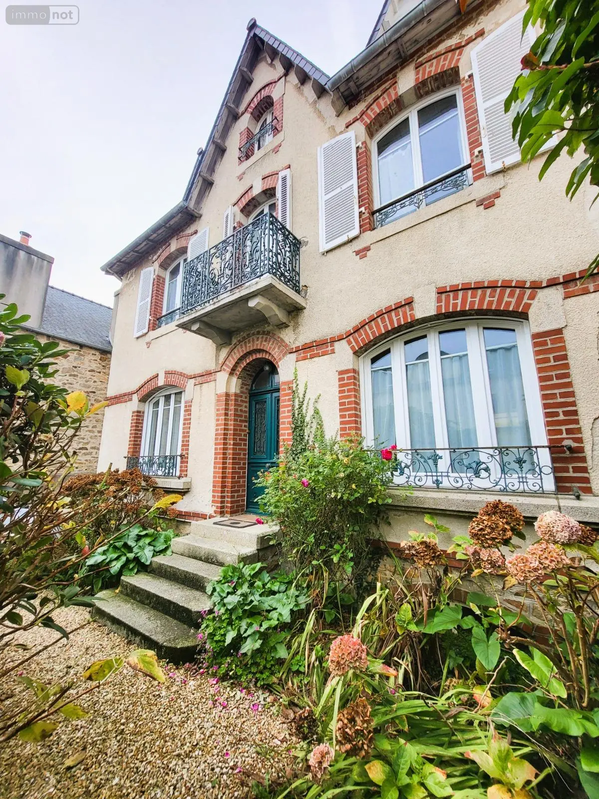 Maison a vendre Saint-Pol-de-Léon 29250 Finistère 29 154 m2 8 pièces 270400 euros JMA105 001