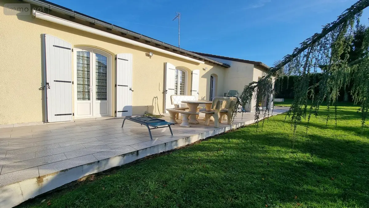 Maison a vendre Consac 17150 Charente-Maritime 17 123 m2 7 pièces 299250 euros 1893 001