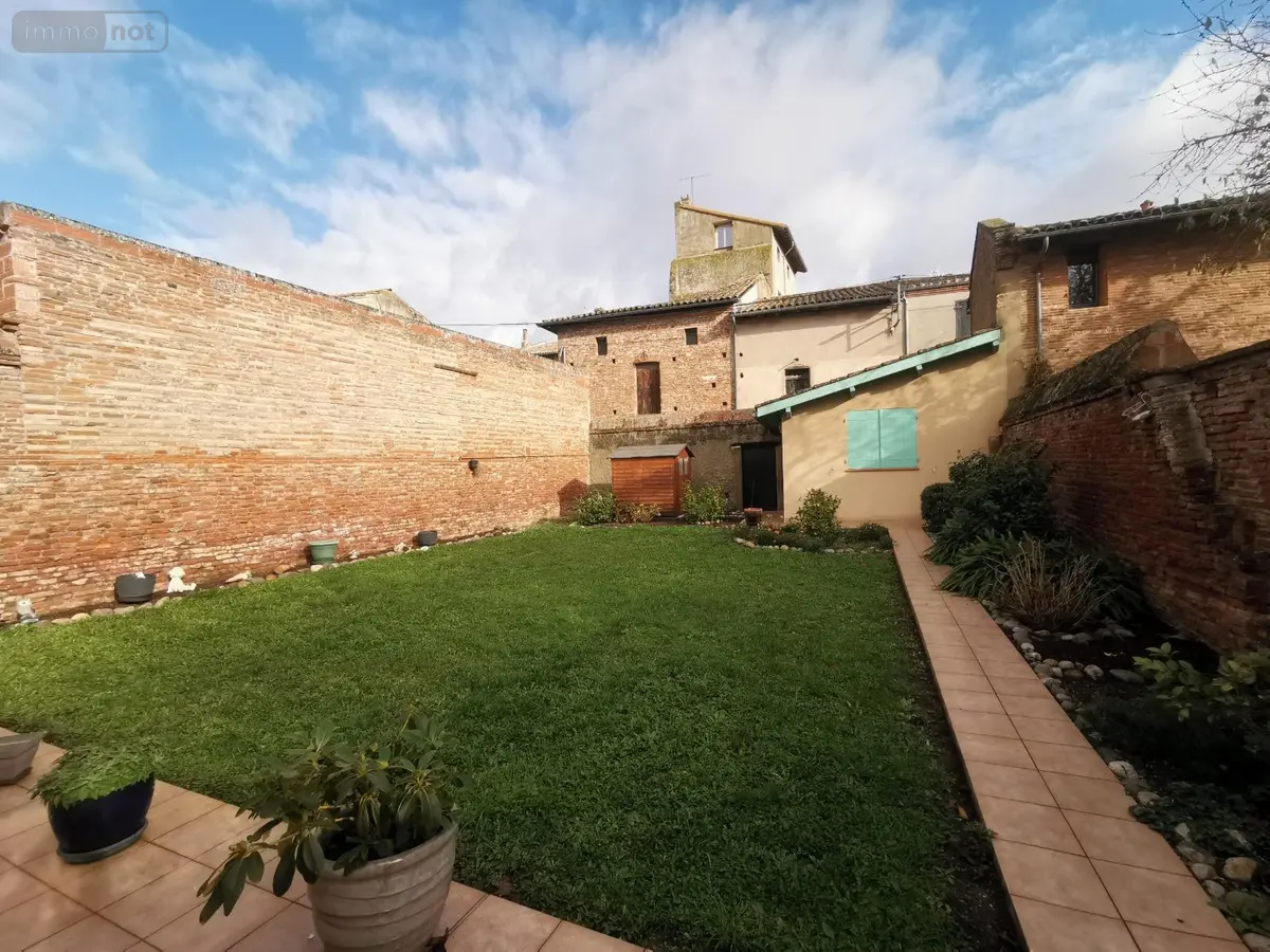 Viager maison Castelsarrasin 82100 Tarn-et-Garonne 82 96 m2 4 pièces 60000 euros 294-OFFICE FLAMENS 001