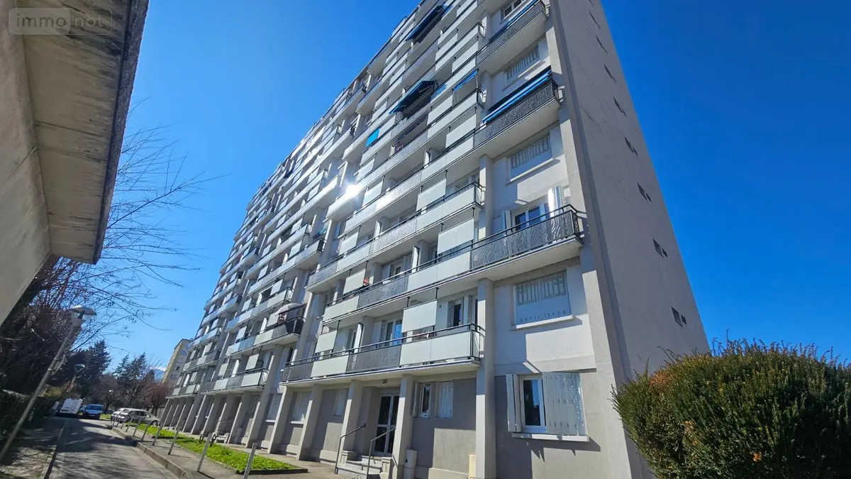 Appartement a vendre Grenoble 38000 Isère 38 55 m2 3 pièces 111000 euros 38161-4/26 001