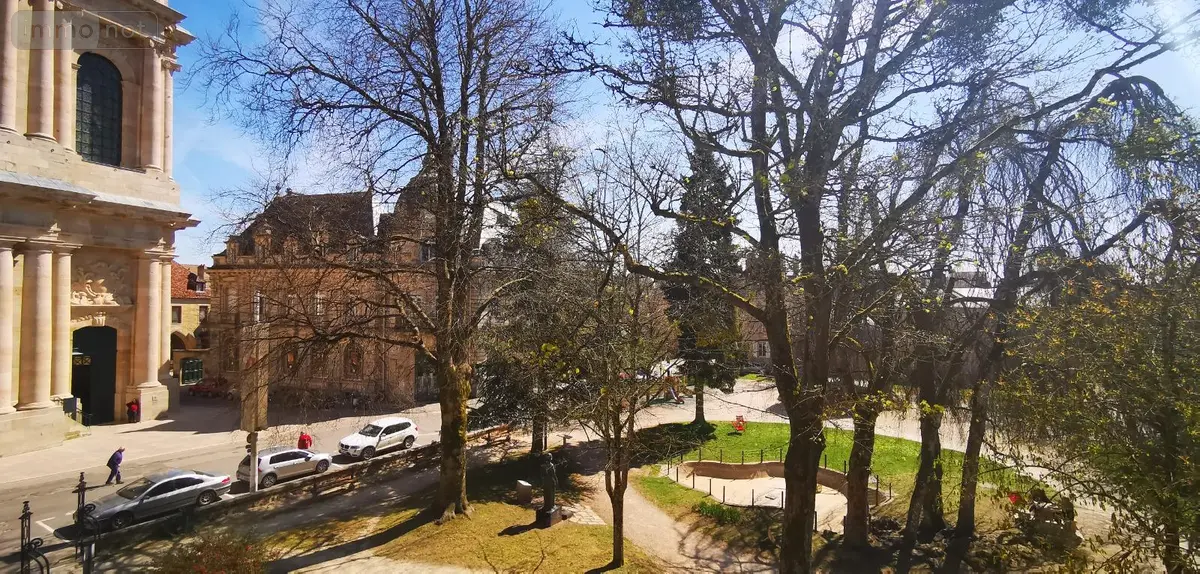 Immeuble de rapport a vendre Langres 52200 Haute-Marne 52 314 m2 10 pièces 286200 euros SGAUR114660 001