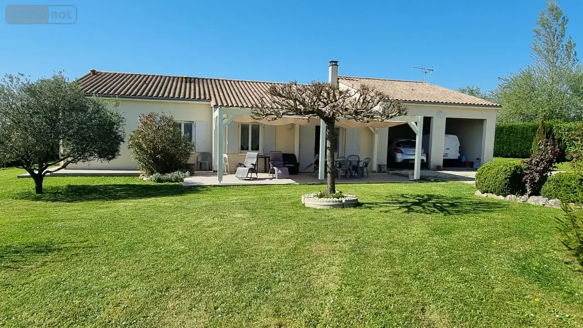 Maison a vendre Jonzac 17500 Charente-Maritime 17 169 m2 6 pièces 278250 euros 1905 001