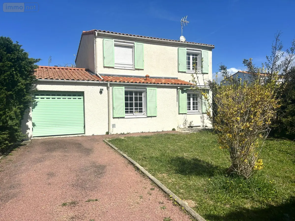 Maison a vendre Marennes-Hiers-Brouage 17320 Charente-Maritime 17 104 m2 4 pièces 251100 euros FD/JOM/26-12 001