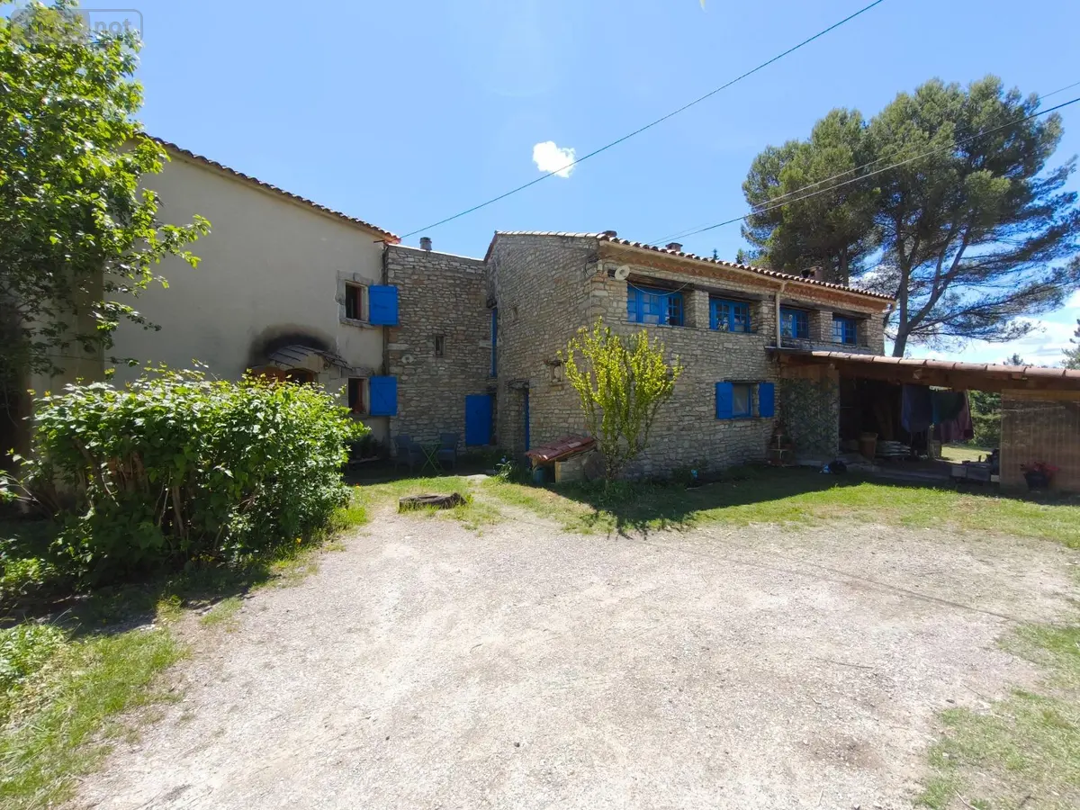 Propriete a vendre Sigonce 04300 Alpes-de-Haute-Provence 04 302 m2 9 pièces 451500 euros 1605 001