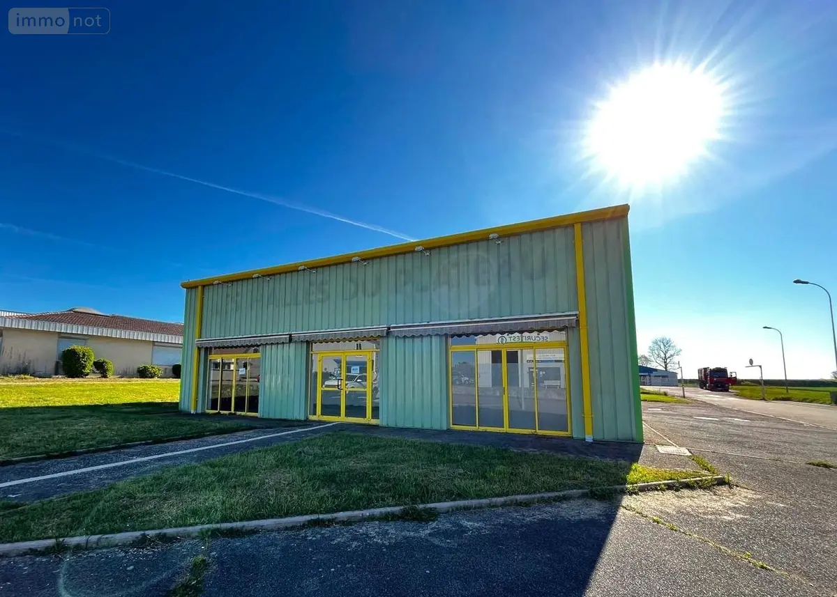 Immeuble de rapport a vendre Saints-Geosmes 52200 Haute-Marne 52 180 m2 2 pièces 243800 euros ARML116474 001
