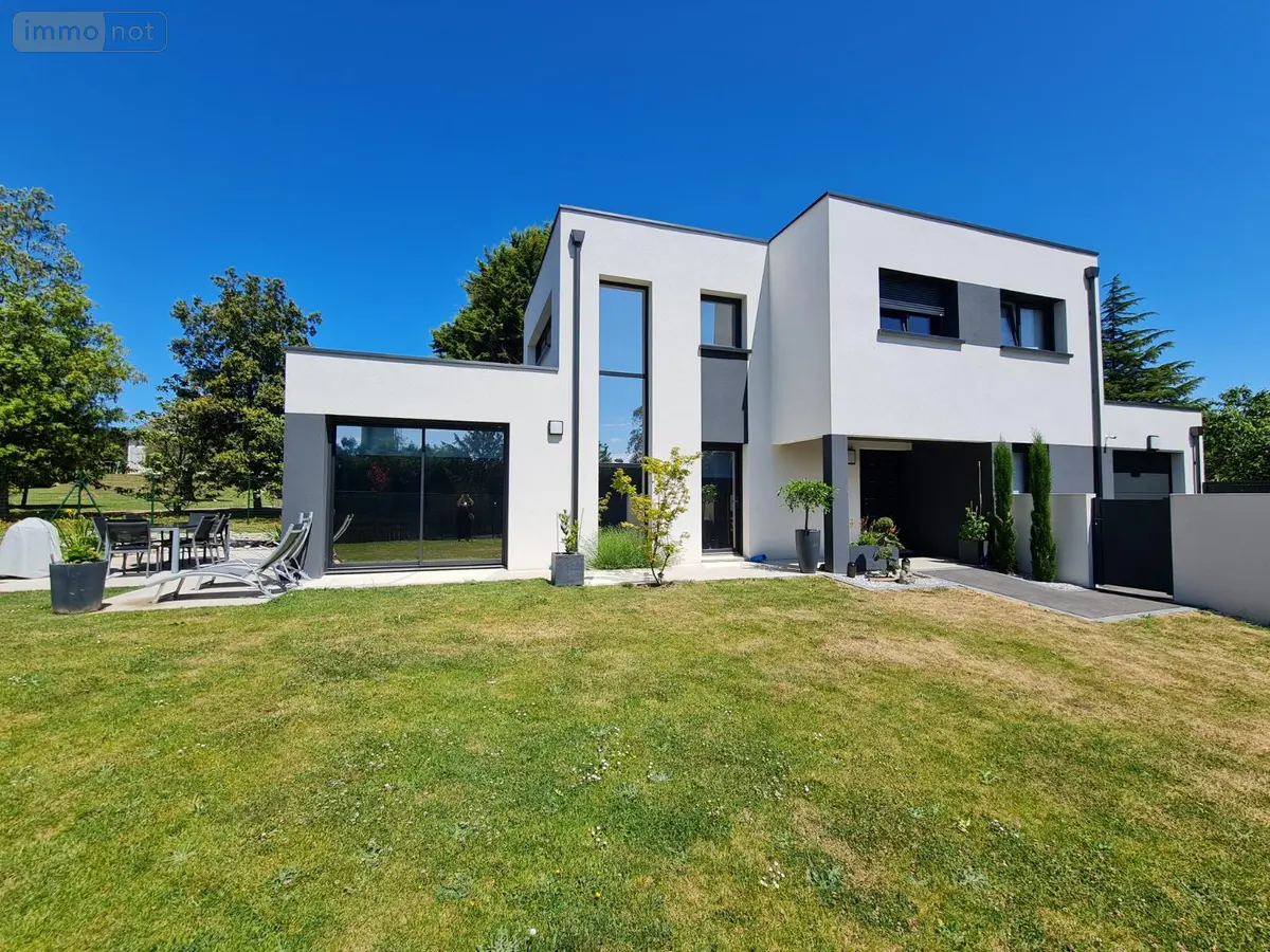 Maison a vendre Pleumeleuc 35137 Ille-et-Vilaine 35 142 m2 6 pièces 515000 euros GF 223/2026 001
