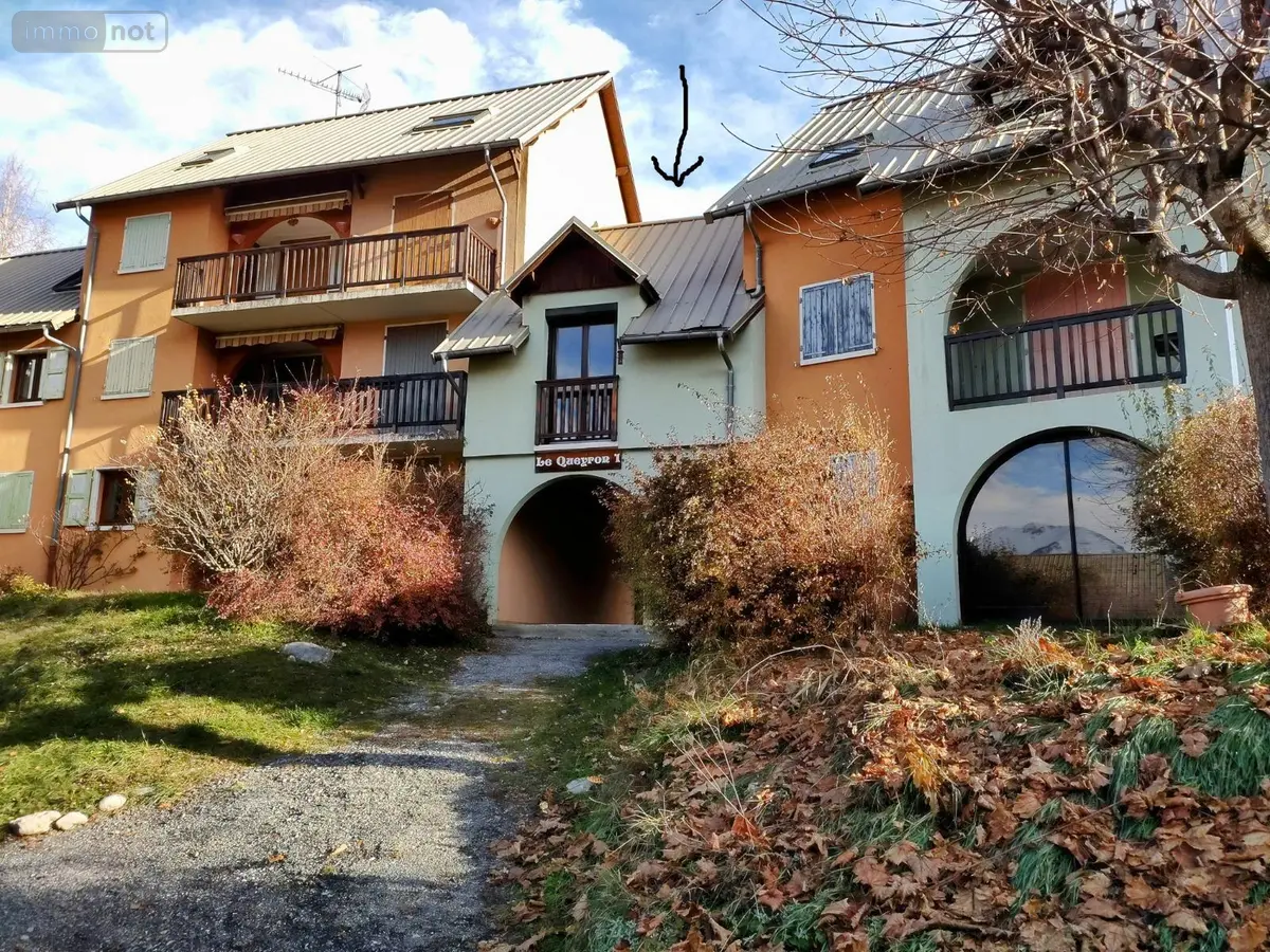 Appartement a vendre Guillestre 05600 Hautes-Alpes 05 33 m2 2 pièces 133000 euros SOUS PROMESSE DE VENTE / VENDU 001