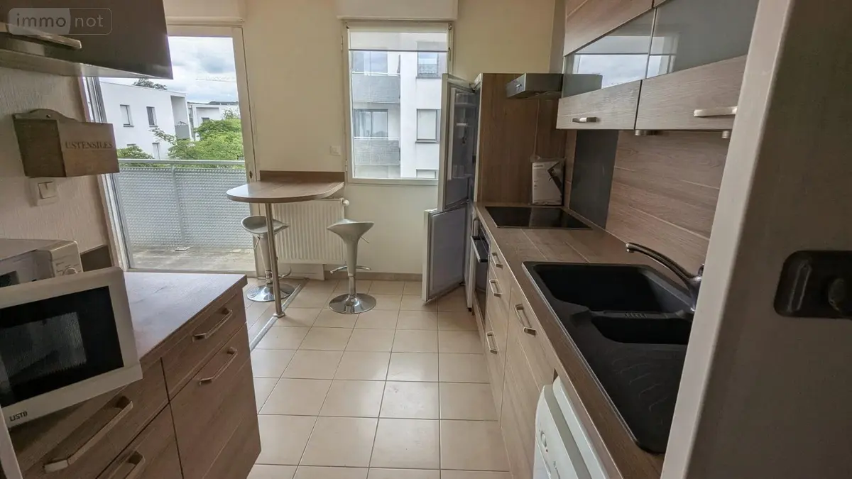Appartement a vendre Rennes 35000 Ille-et-Vilaine 35 65 m2 3 pièces 224400 euros SR 001