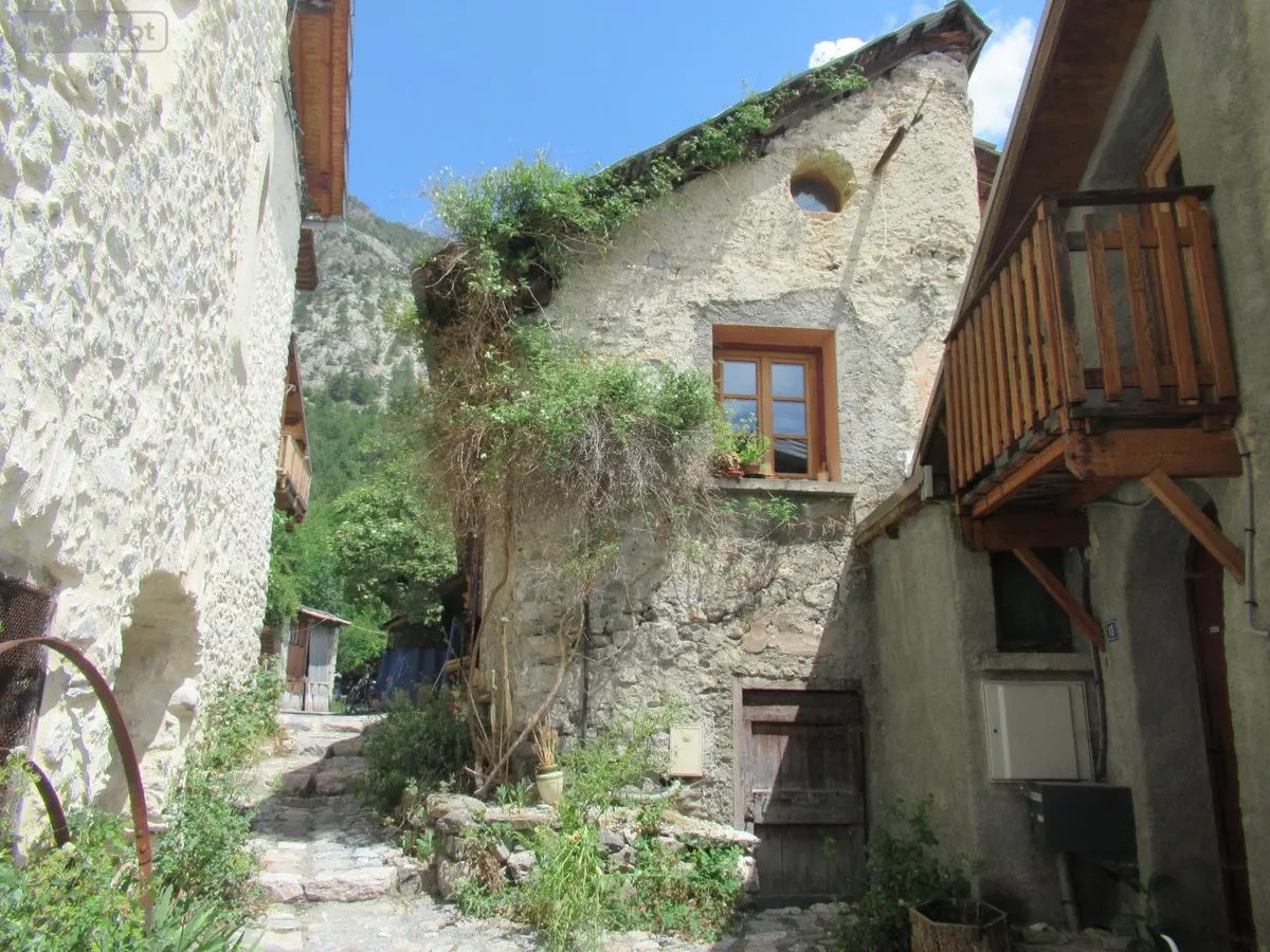 Maison a vendre Eygliers 05600 Hautes-Alpes 05 230 m2 460000 euros 11885501 001