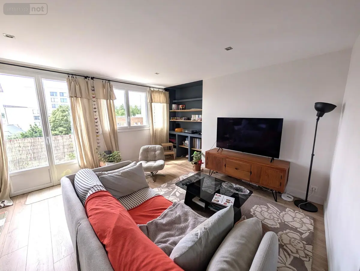 Appartement a vendre Rennes 35000 Ille-et-Vilaine 35 54 m2 2 pièces 199755 euros 35000 Rennes Henri Fréville 001