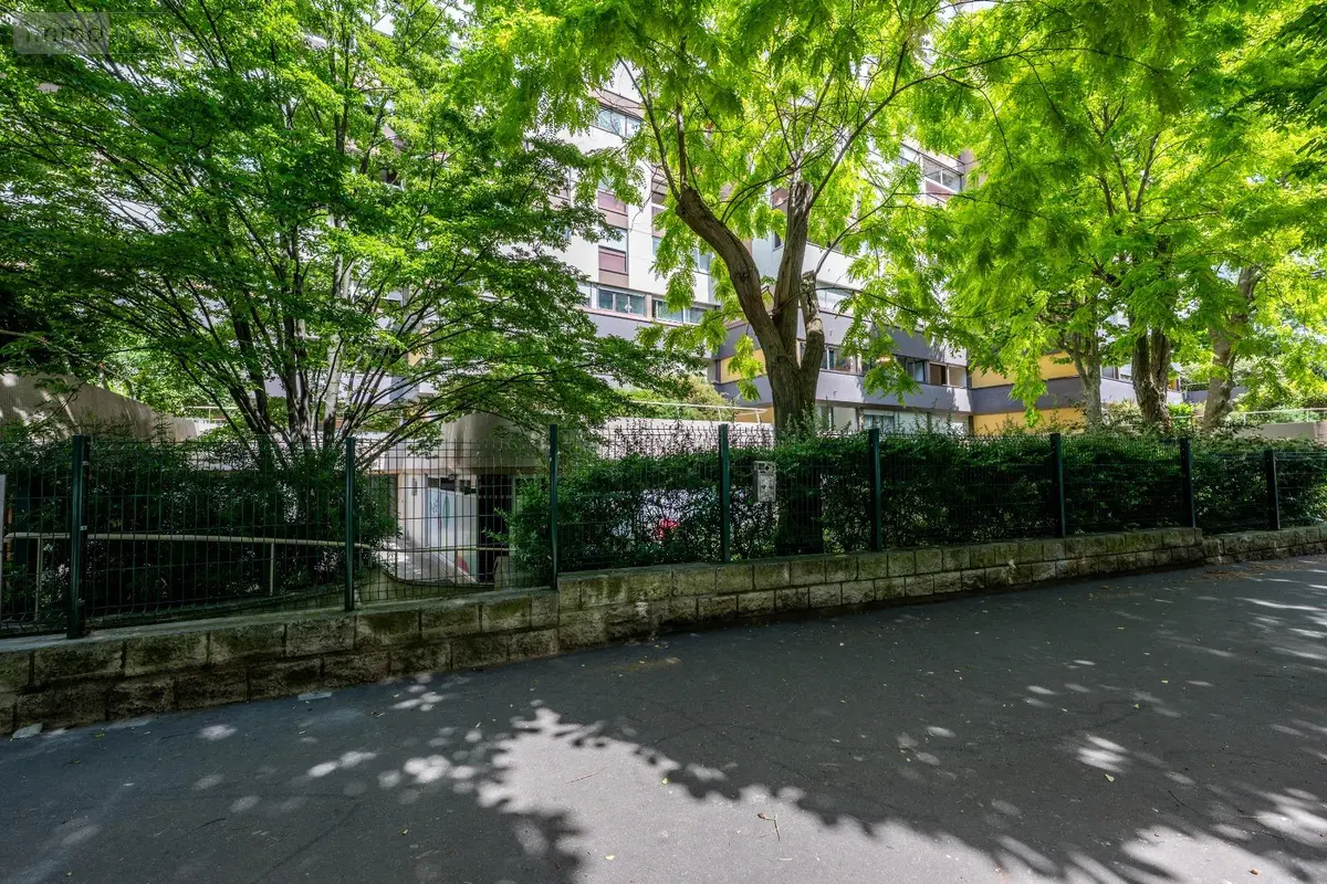 Appartement a vendre Paris 20e Arrondissement 75020 Paris 75 69 m2 3 pièces 510000 euros 3 PIECES RUE FONTARABIE 001