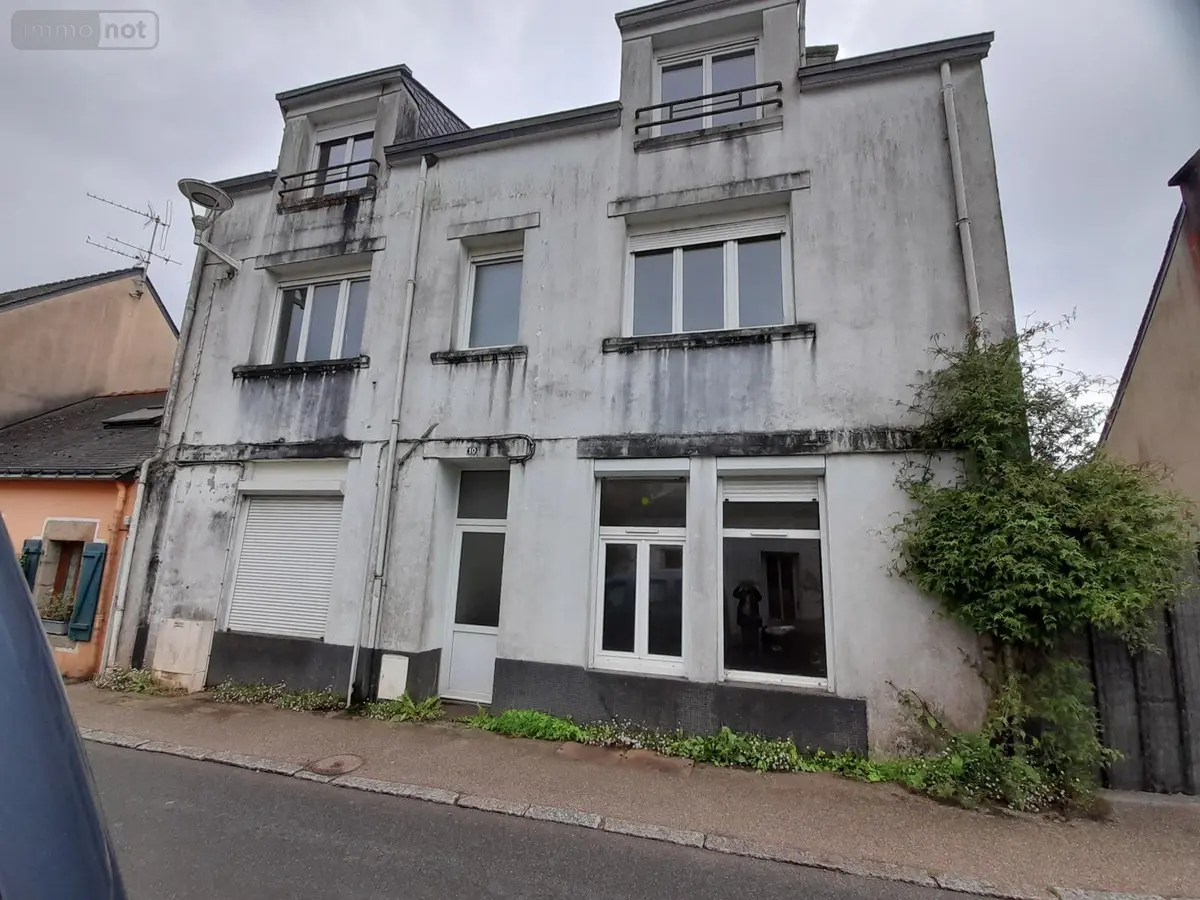 Immeuble de rapport a vendre Guiscriff 56560 Morbihan 56 173 m2 12 pièces 99950 euros MA 1363 001