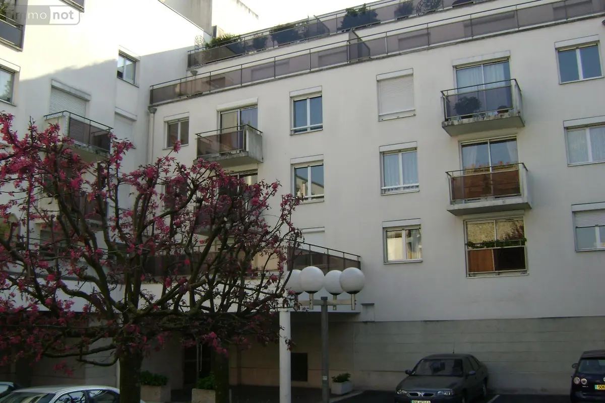 Location appartement Reims 51100 Marne 51 45 m2 2 pièces 670 euros CAR 001