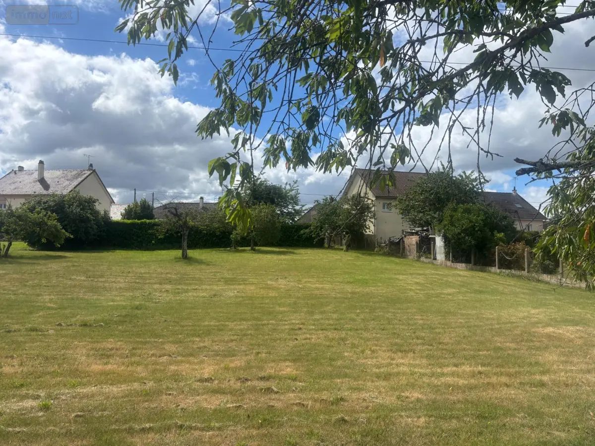 Terrain a batir a vendre Champagné 72470 Sarthe 72 2694 m2 105500 euros LMY/MO 001