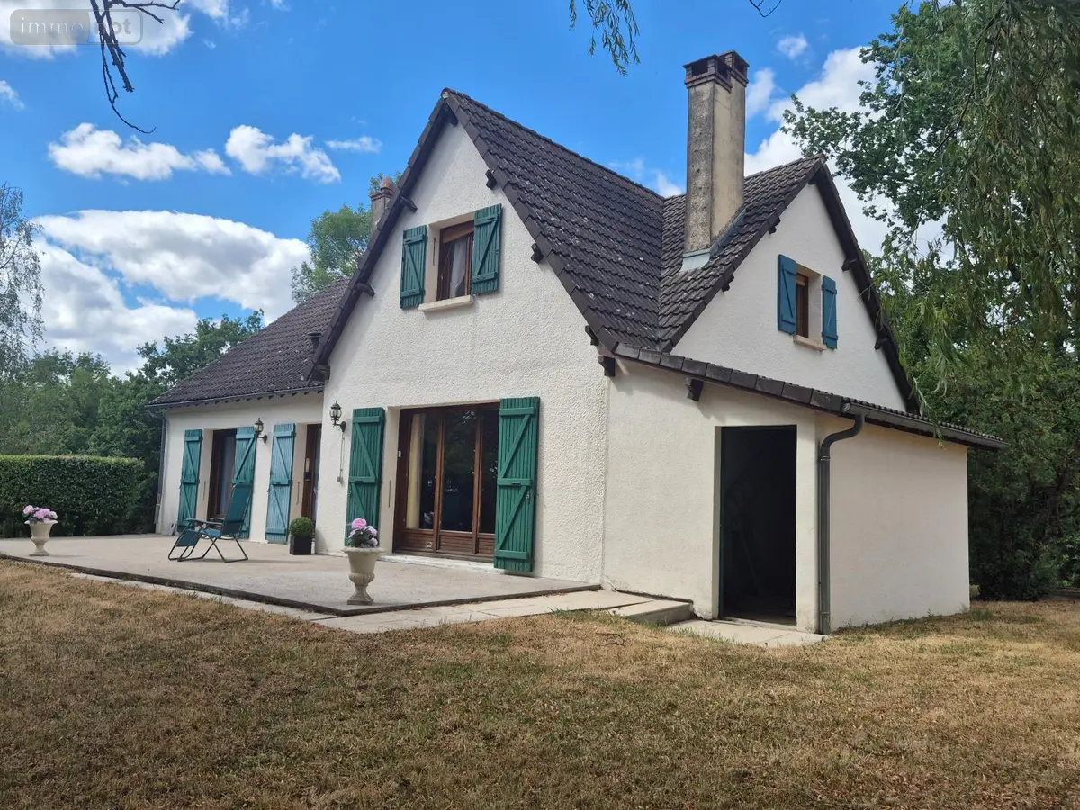 Maison a vendre Saints-en-Puisaye 89520 Yonne 89 163 m2 6 pièces 169000 euros Ref 111 001