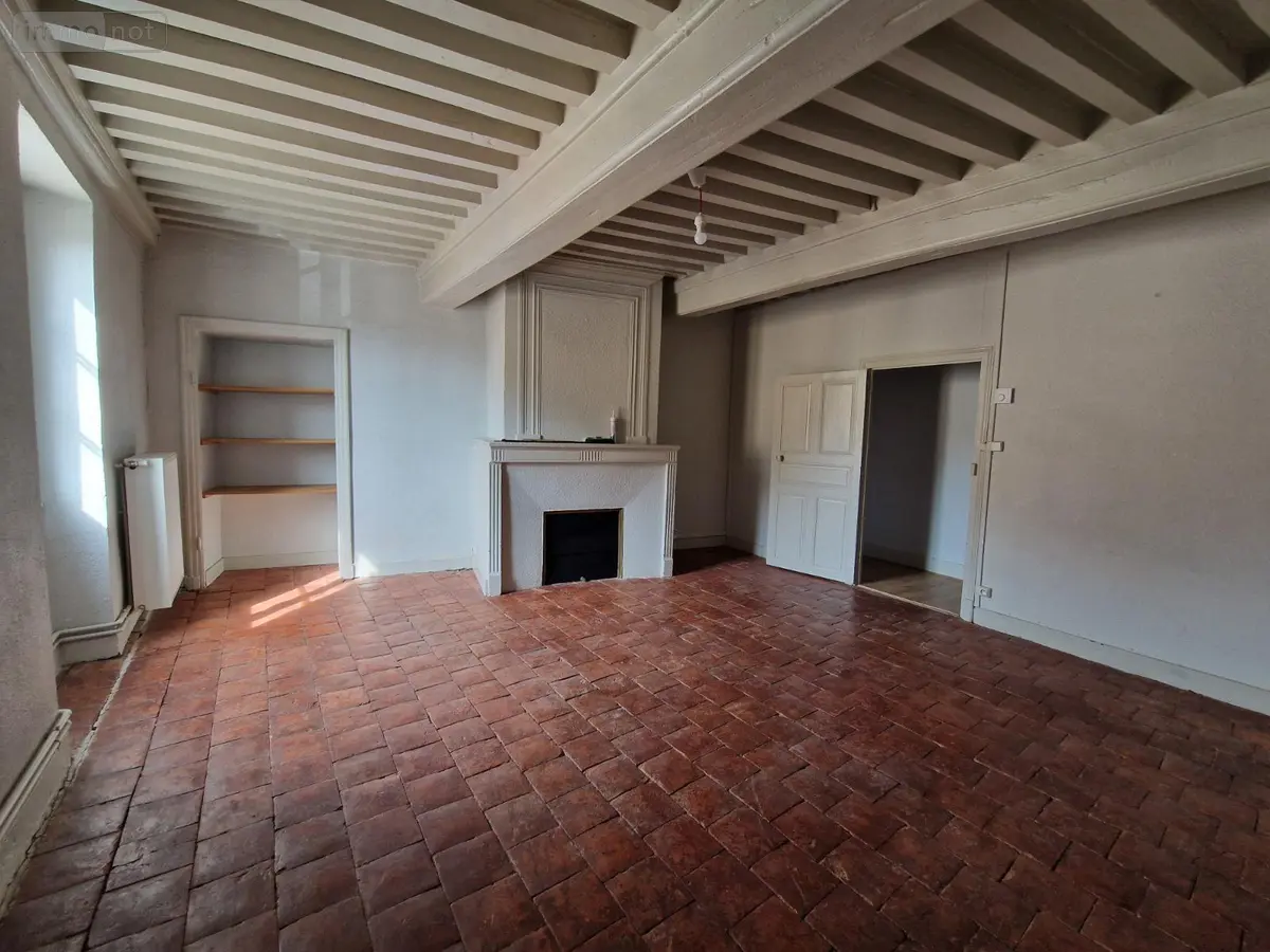 Location appartement Charolles 71120 Saône-et-Loire 71 99 m2 5 pièces 610 euros location_appartement_com_71106_71120 001