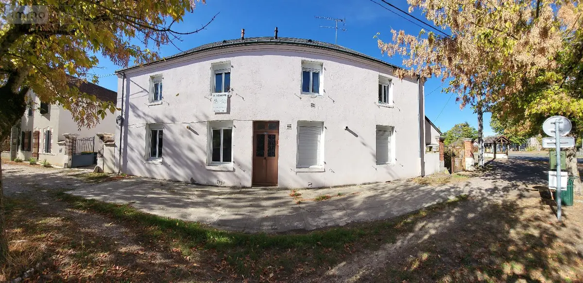 Immeuble de rapport a vendre Nogent-sur-Vernisson 45290 Loiret 45 165 m2 4 pièces 189000 euros 2110261549 001