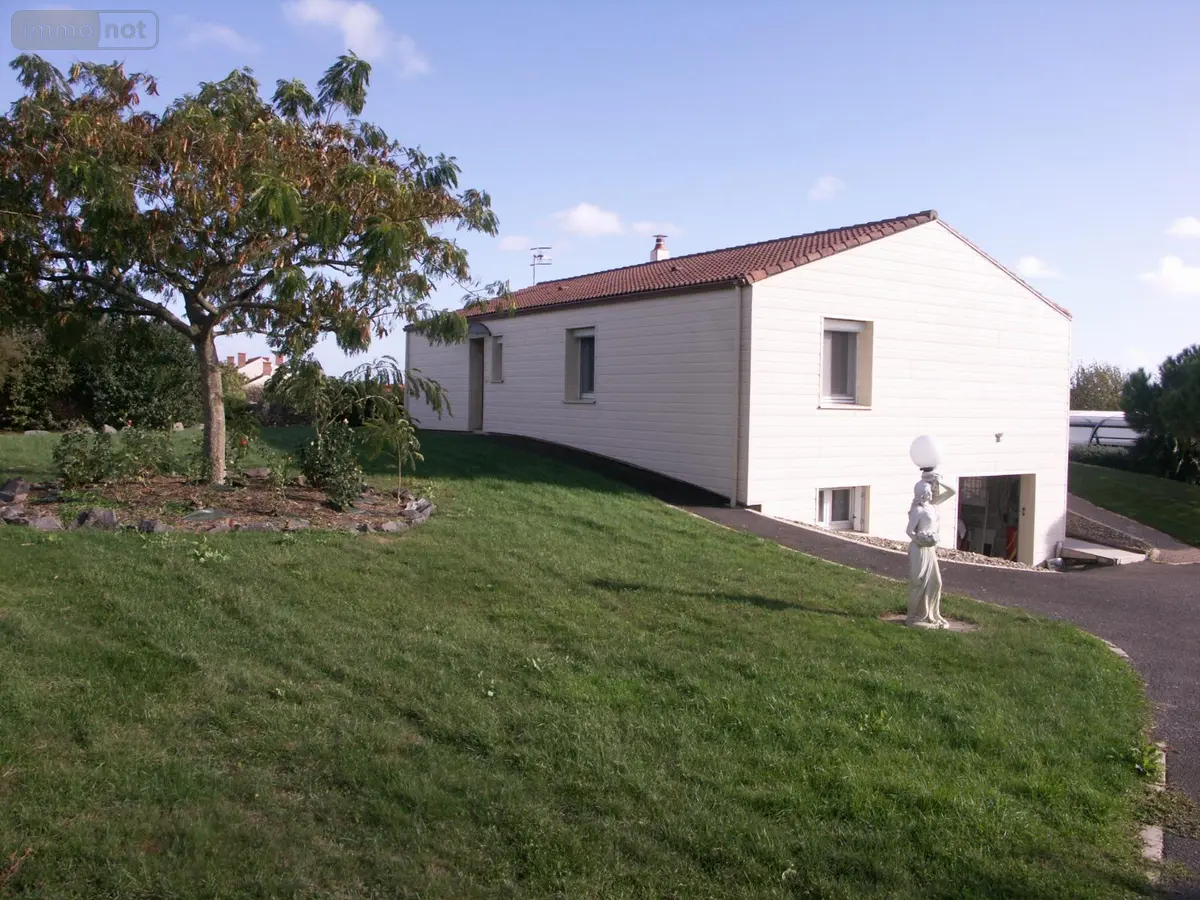 Propriete a vendre Longeville-sur-Mer 85560 Vendée 85 120 m2 4 pièces 297500 euros MAISONLONG 001