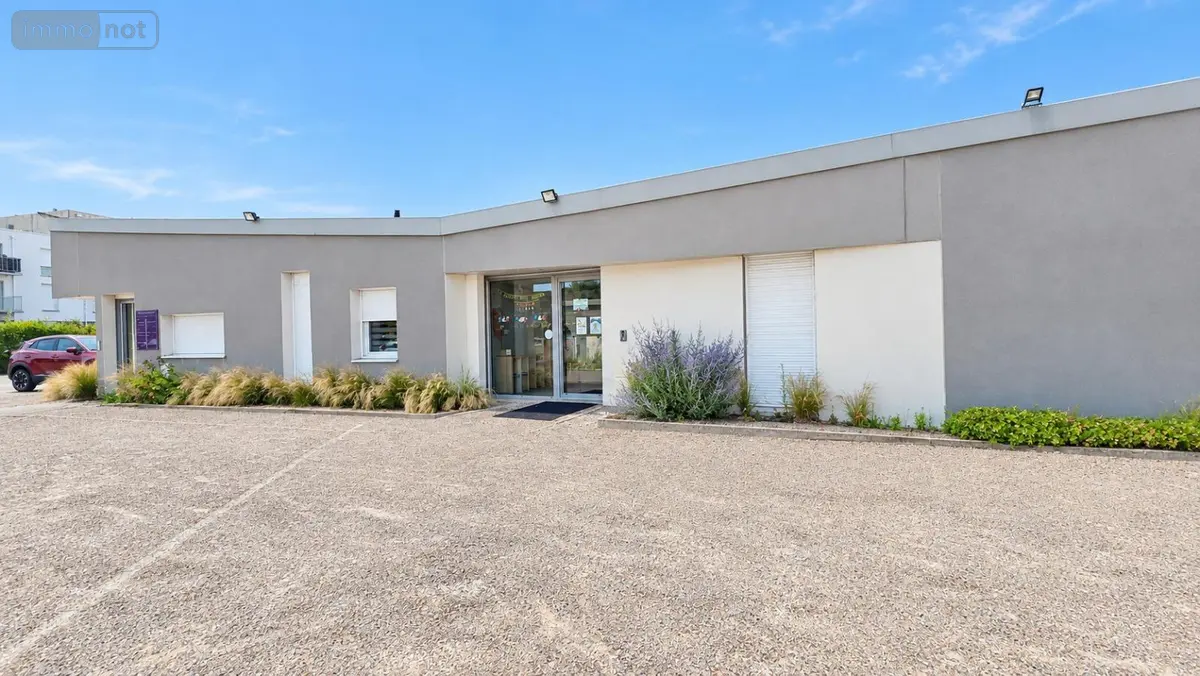 Fonds et murs commerciaux a vendre Wattrelos 59150 Nord 59 149 m2 399000 euros 20260918 001