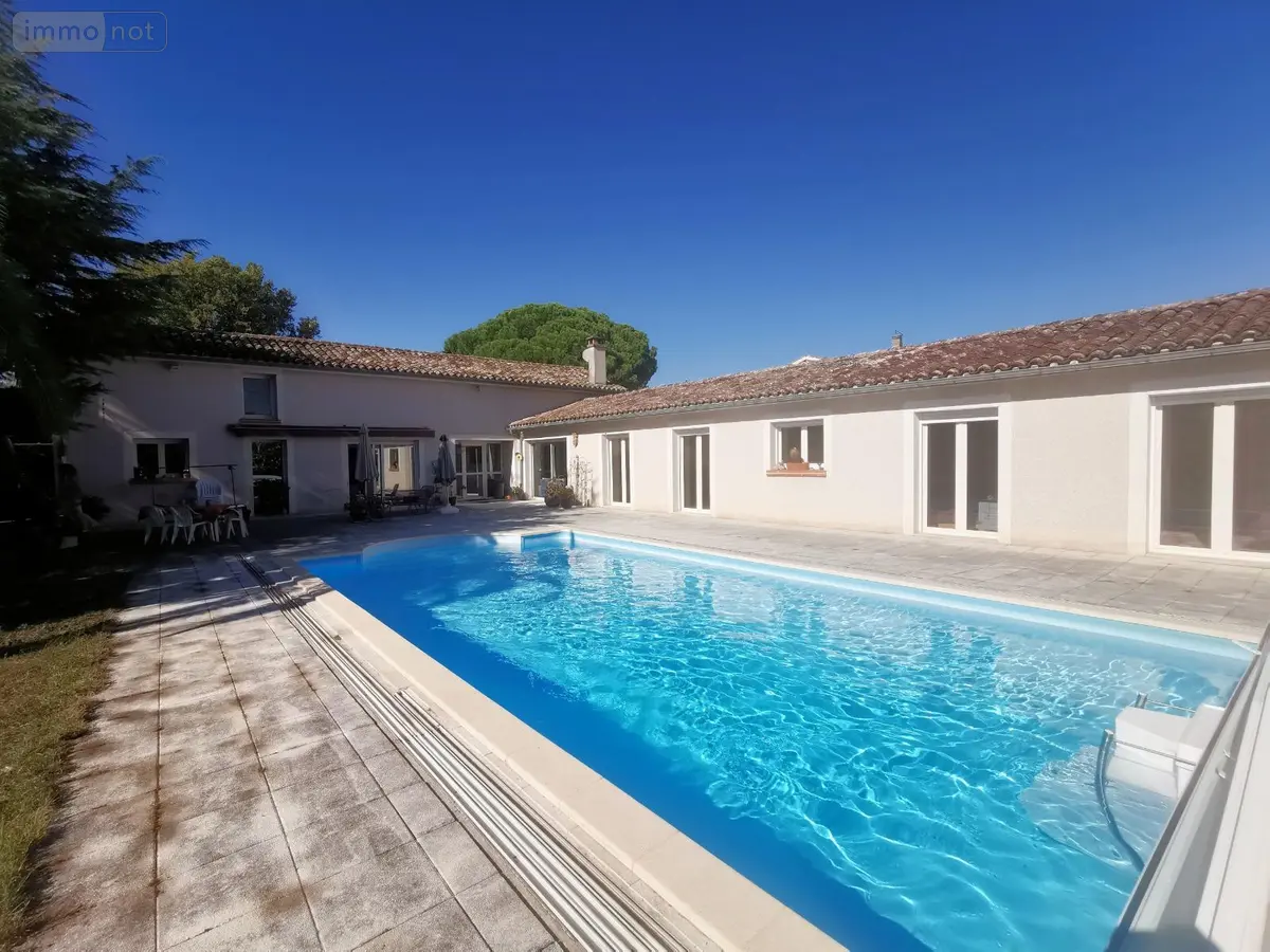 Maison a vendre Castelsarrasin 82100 Tarn-et-Garonne 82 191 m2 7 pièces 326000 euros 297-OFFICE FLAMENS 001