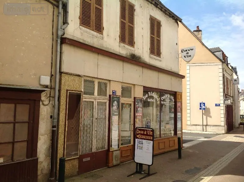 Immeuble de rapport a vendre Saint-Gaultier 36800 Indre 36 112 m2 58300 euros 037/1093 001