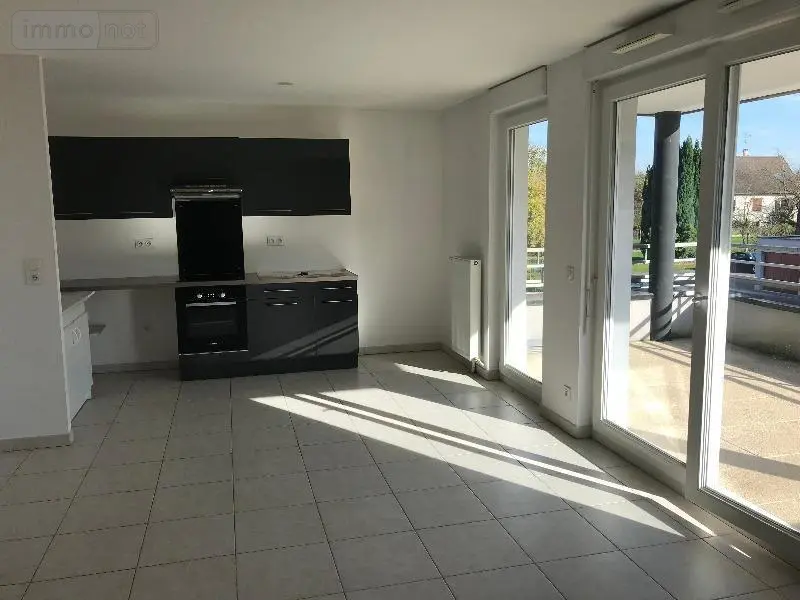Location appartement Saint-André-les-Vergers 10120 Aube 10 63 m2 3 pièces 775 euros 100 001