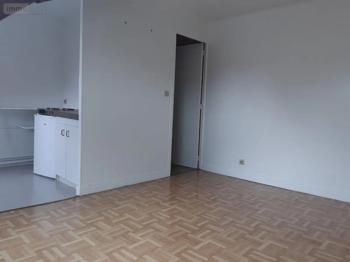 Location appartement Évreux 27000 Eure 27 16 m2 1 pièce 308 euros T1VERDUN 001