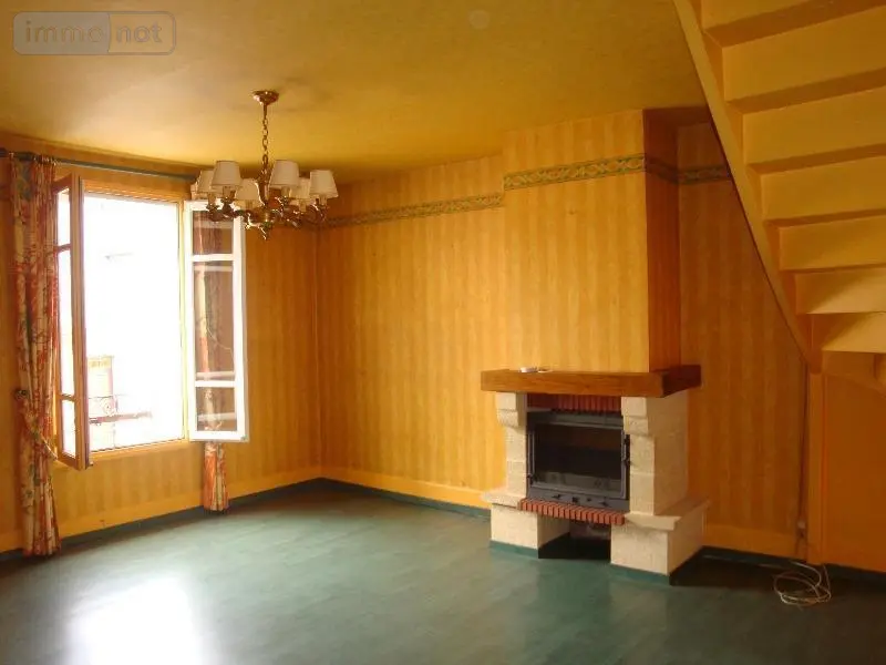 Immeuble de rapport a vendre Mauriac 15200 Cantal 15 53000 euros 15060/686 001