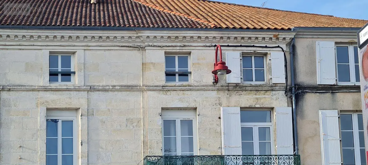 Location appartement Pont-l'Abbé-d'Arnoult 17250 Charente-Maritime 17 65 m2 3 pièces 620 euros L 00309-4 001