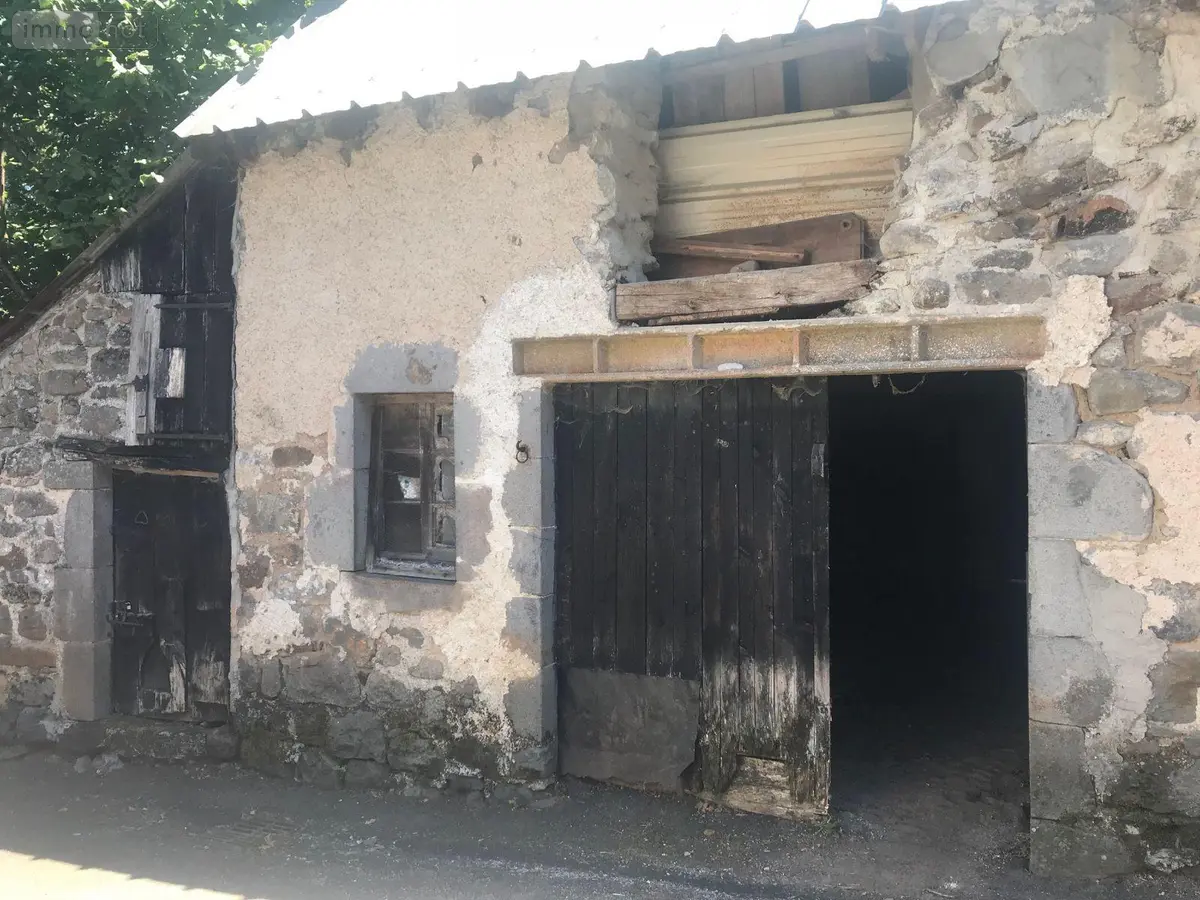 Bien agricole a vendre Anglards-de-Salers 15380 Cantal 15 21200 euros 15060/872 001