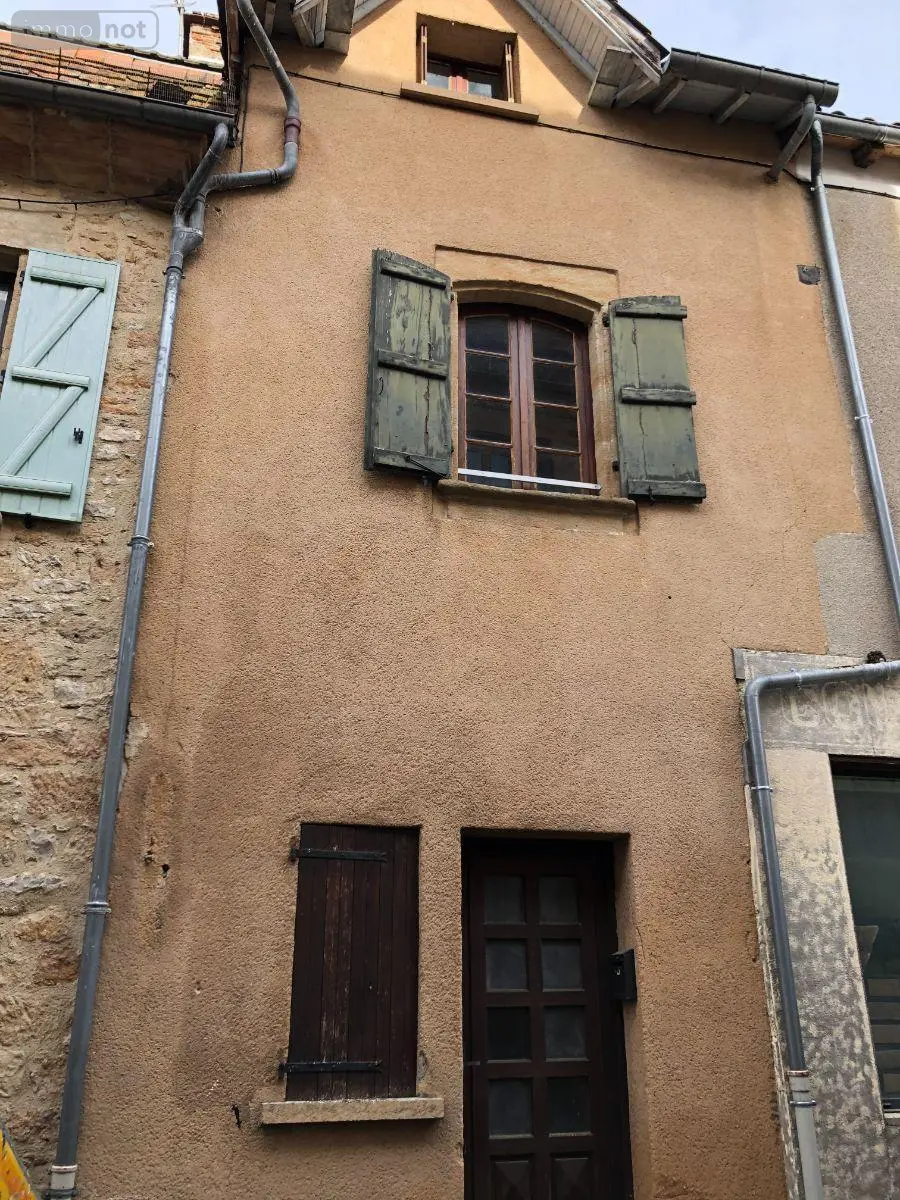 Immeuble de rapport a vendre Lacapelle-Marival 46120 Lot 46 75 m2 3 pièces 49000 euros 46030/IMMR/231 001