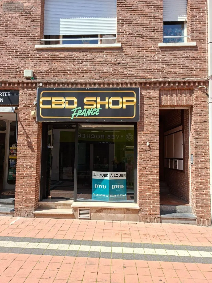 Location fonds et murs commerciaux Hazebrouck 59190 Nord 59 48 m2 980 euros 13078/3582 001